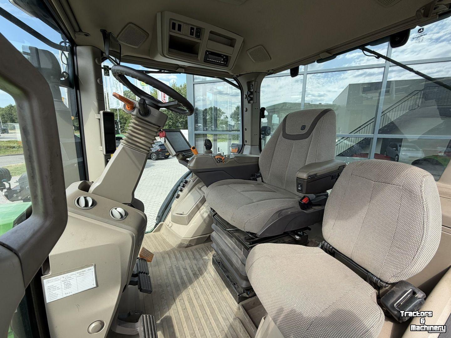 Tracteur John Deere 7R 270