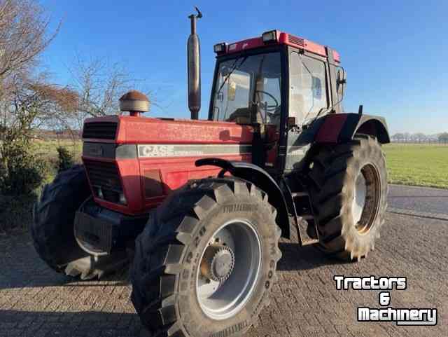 Tracteurs Case-IH 1455 xl