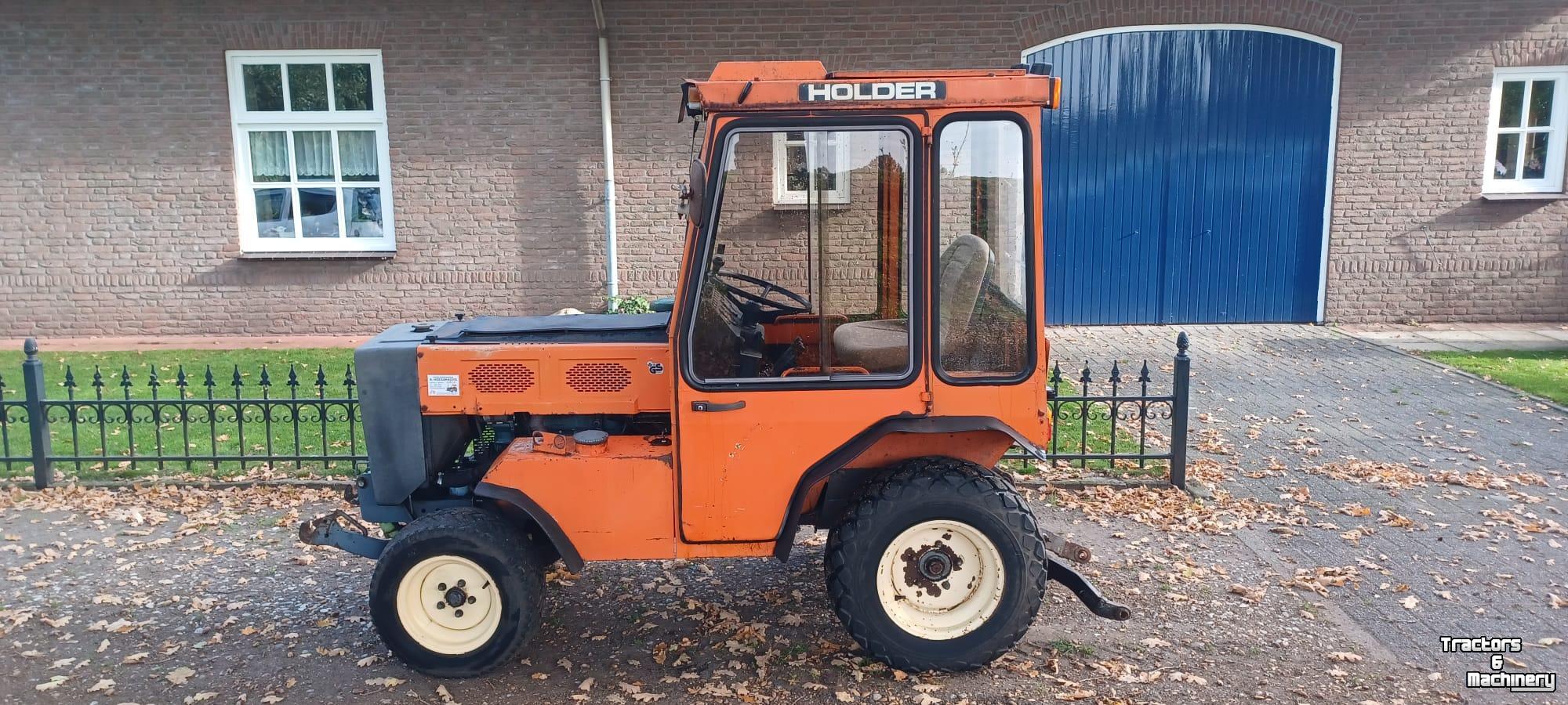 Tracteur pour vignes et vergers Holder p30