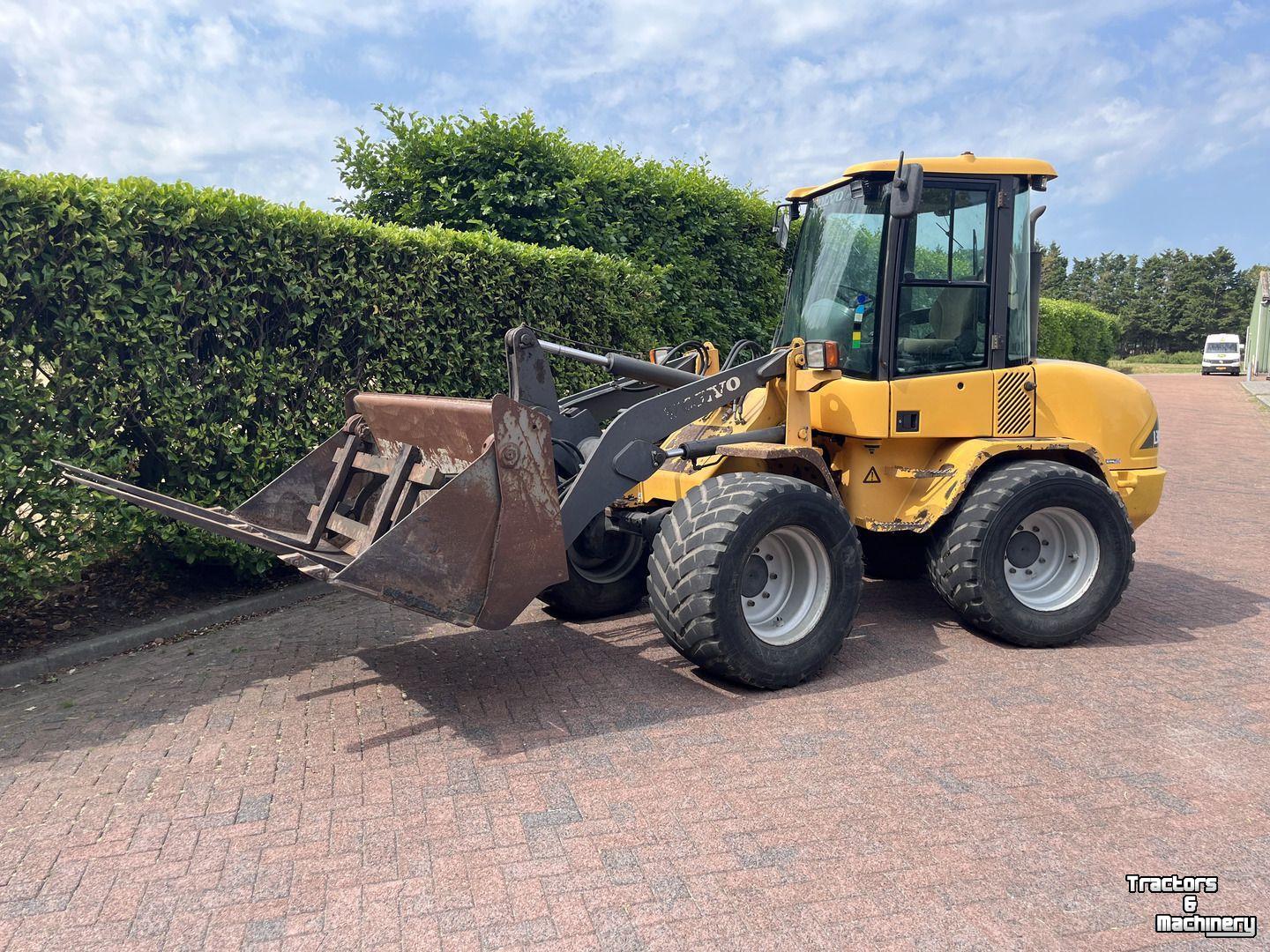 Chargeuse sur pneus Volvo L30B