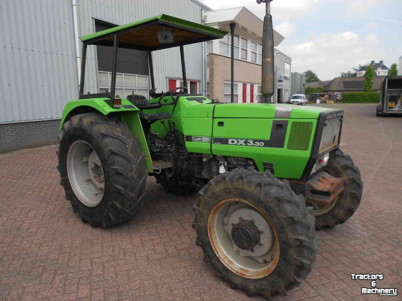 Tracteur Deutz-Fahr dx 3.30