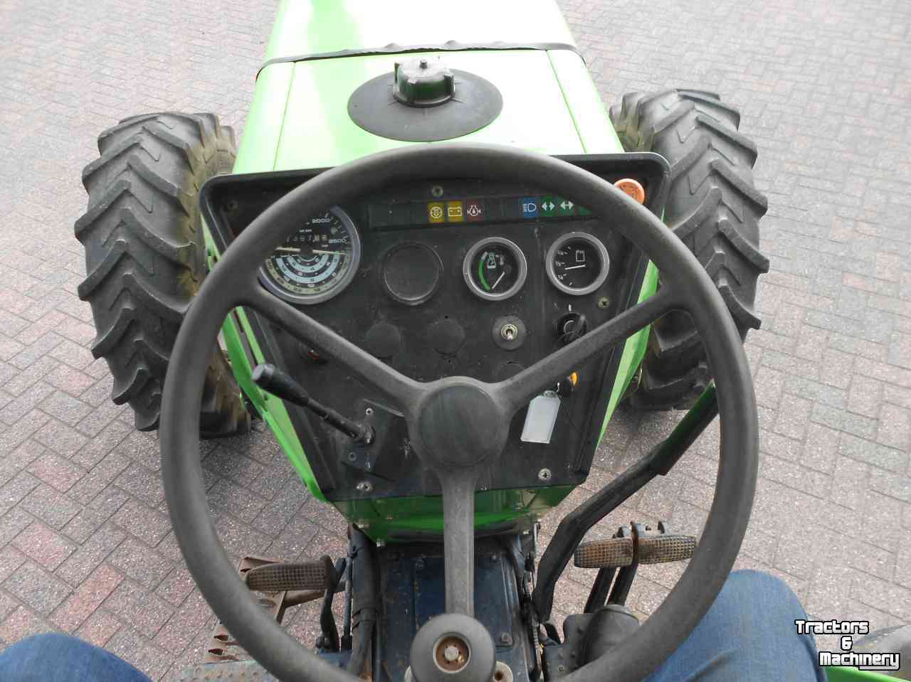 Tracteur Deutz-Fahr dx 3.30