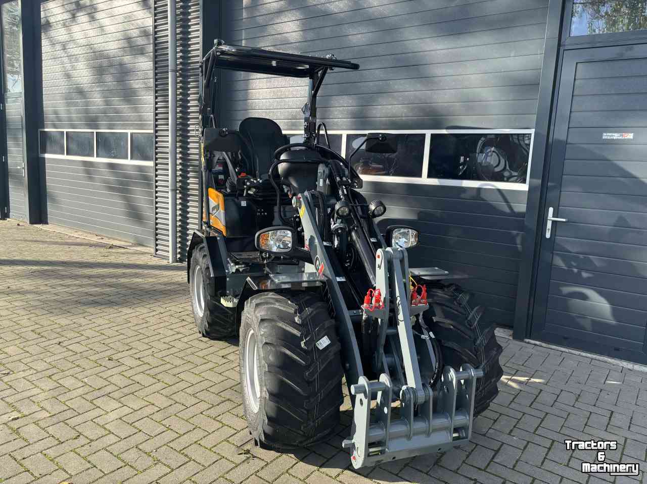 Chargeuse sur pneus Giant G2500 X-xtra HD