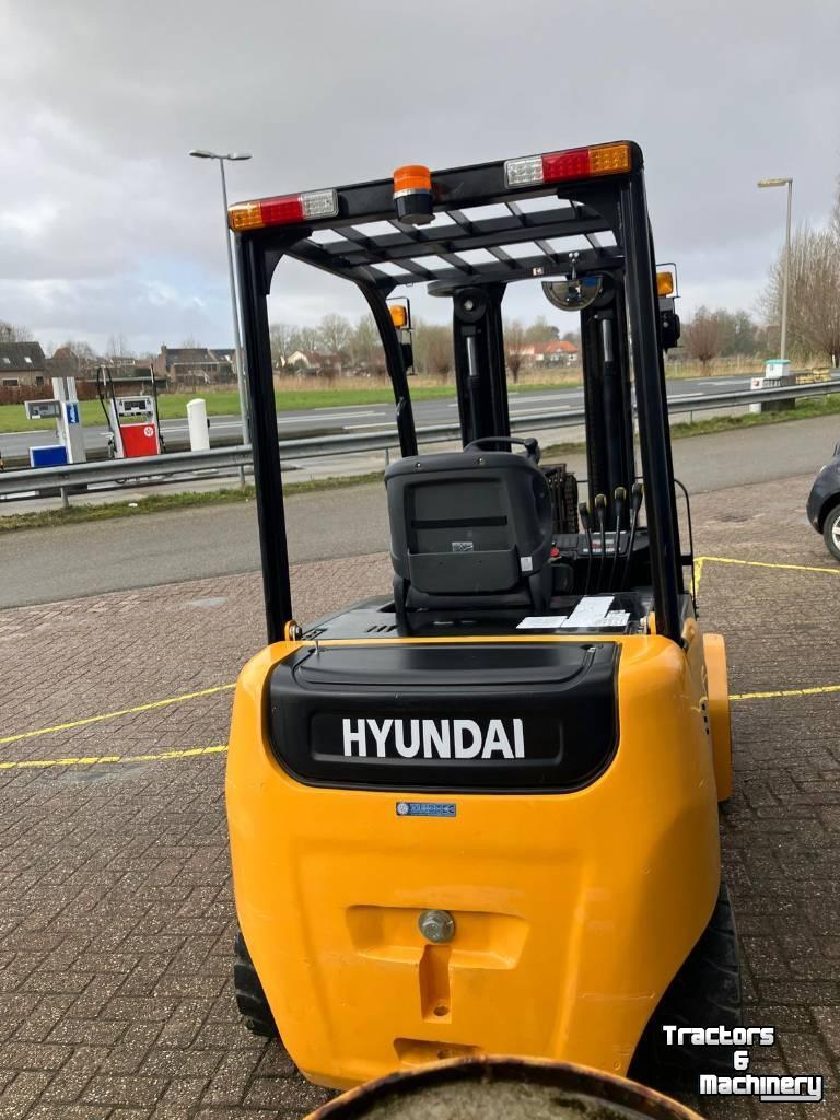 Chariot élévateur Hyundai 35B-7A