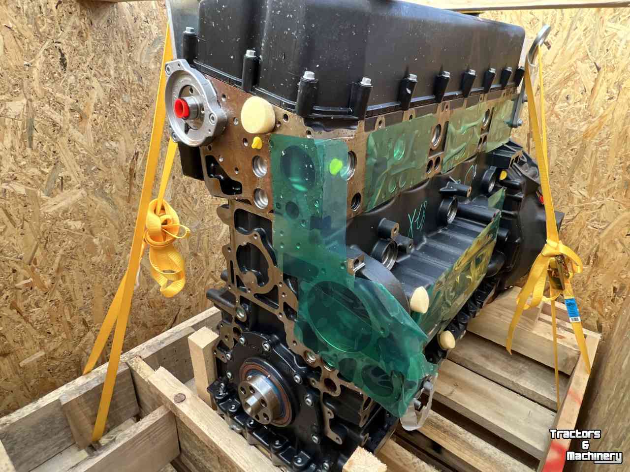 Moissonneuse batteuse New Holland Shortblok FPT Engine F2CFE613H, F2CFE613L, F2CFE613E Parts Nr:5802216974R