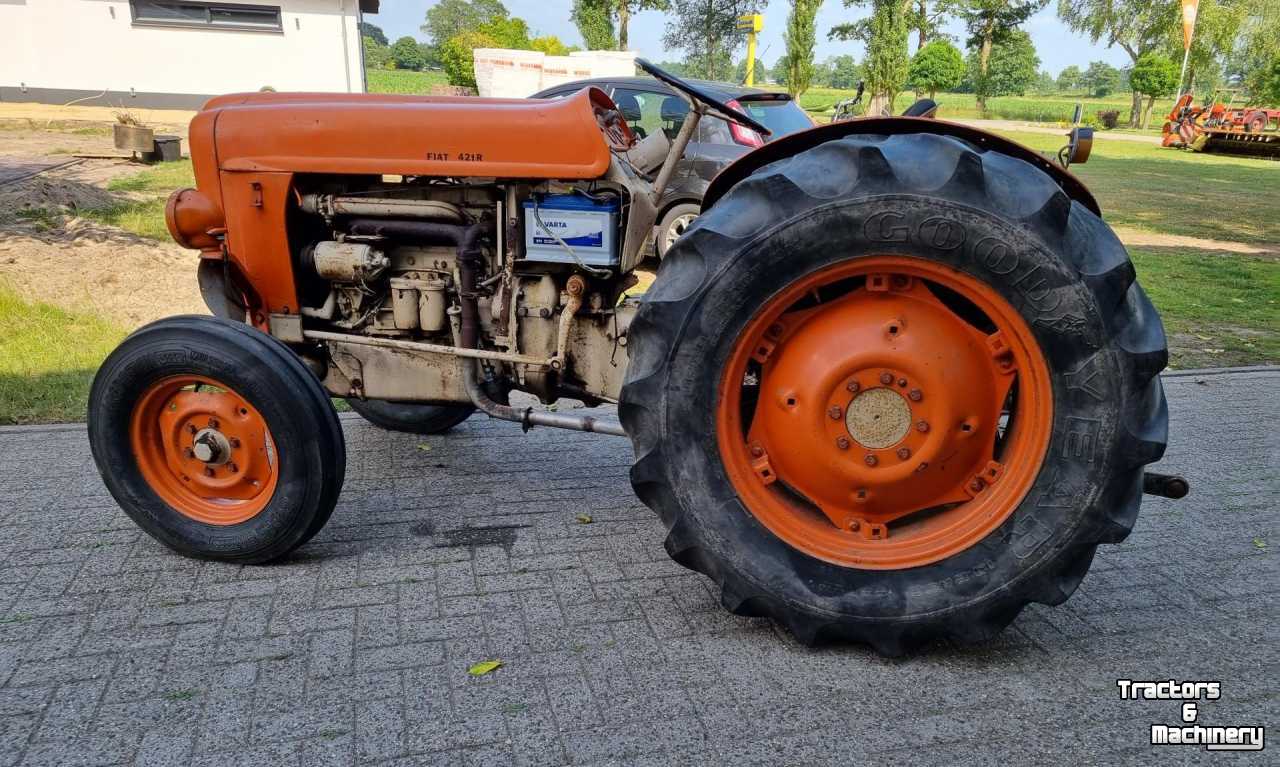Tracteurs anciens Fiat 421 R 2WD Tractor Traktor