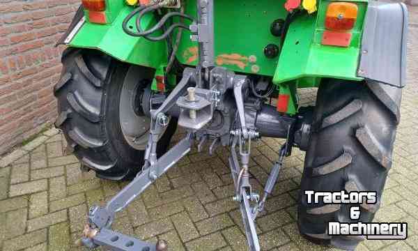 Tracteur pour vignes et vergers Holder A 62 Semi-Smalspoor Tractor