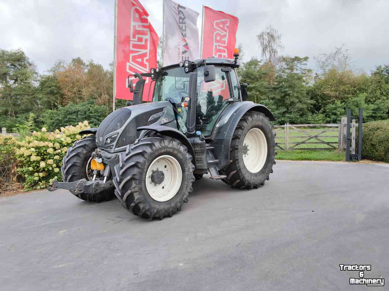 Tracteur Valtra N134 Direct
