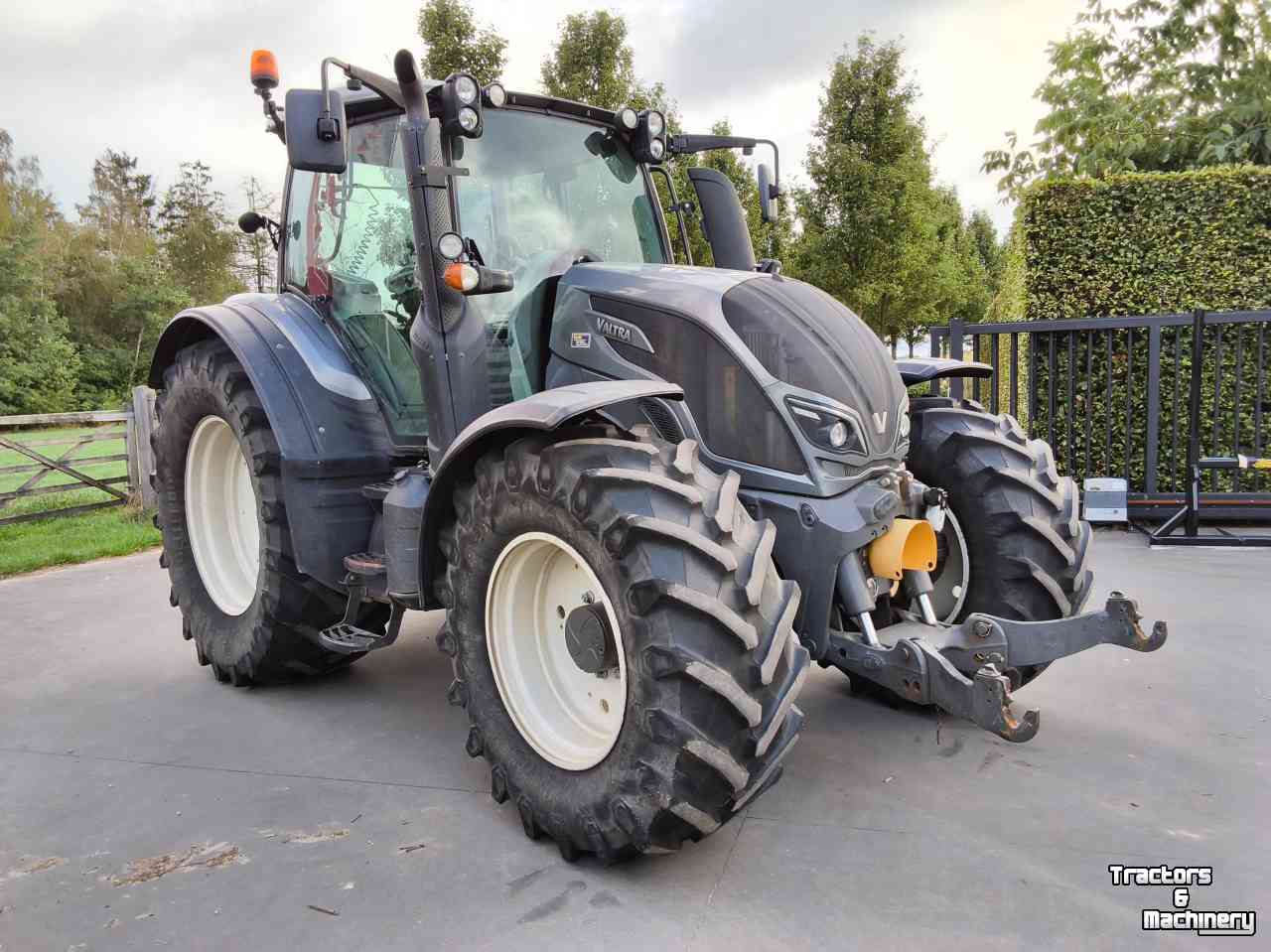 Tracteur Valtra N134 Direct
