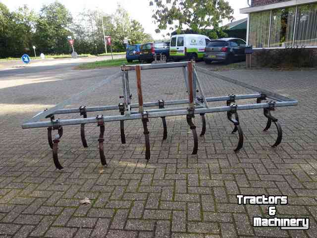 Cultivateur  Veertand cultivator