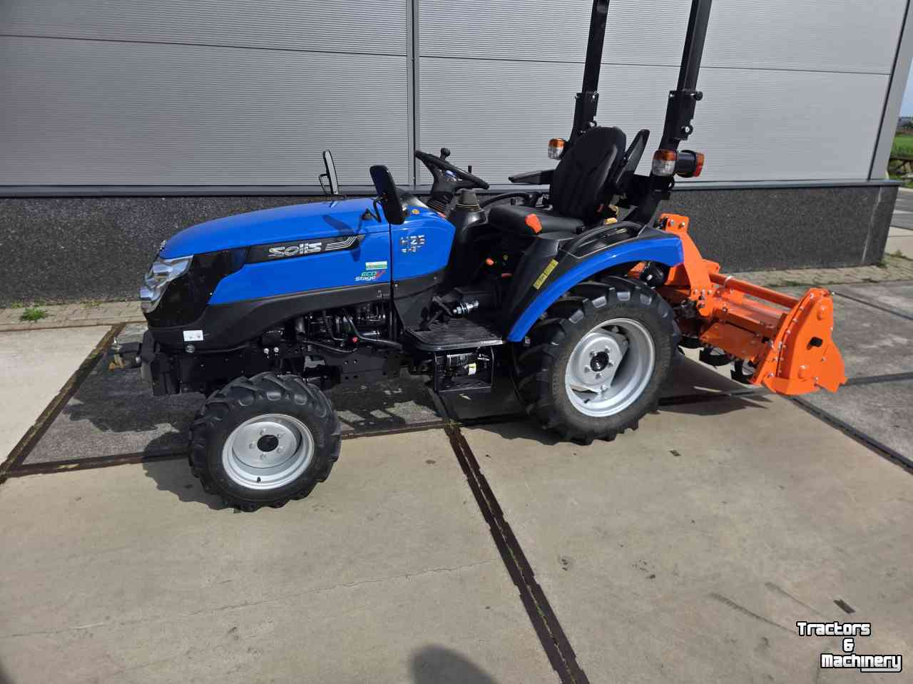 Tracteur pour horticulture Solis H26 Hydrostaat met GRATIS frees of klepelmaaier