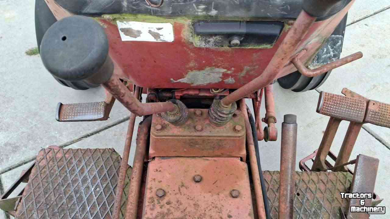 Tracteur International 633