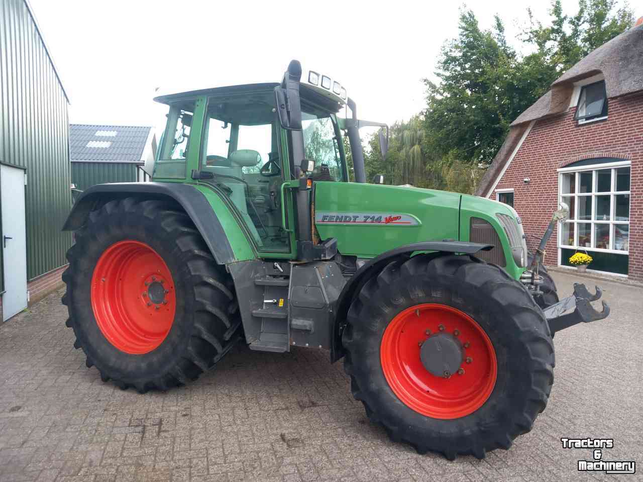 Tracteur Fendt 714 Vario