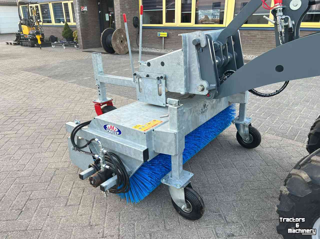 Balayeur M-Sweep HSTV 600 150 veegmachine Giant nieuw