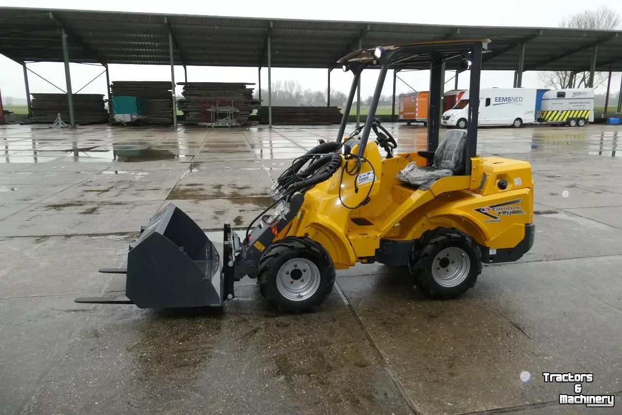 Chargeuse sur pneus Eurotrac T11 shovel Weinig uren!! DEMO