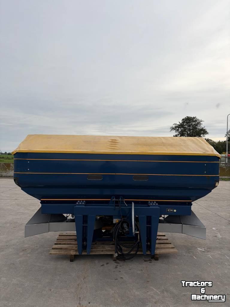 Distributeur d‘engrais Bogballe M2W D Kunstmeststrooier