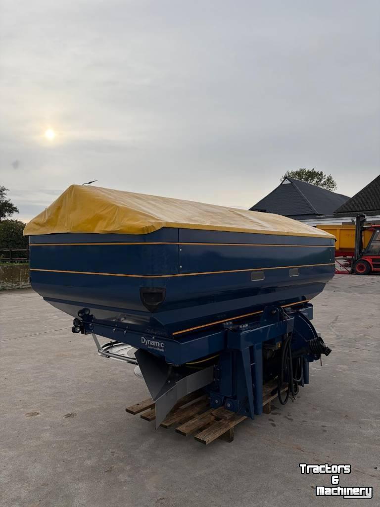 Distributeur d‘engrais Bogballe M2W D Kunstmeststrooier