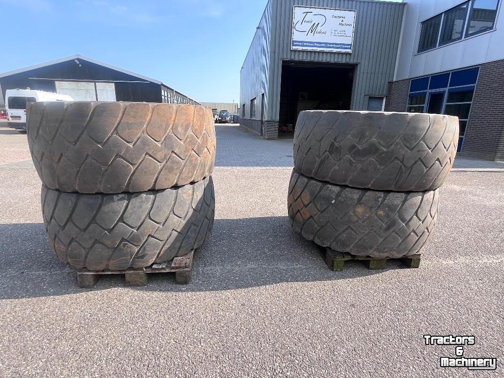 Roues, Pneus, Jantes, Barillets Jumelage Good Year Unisteel