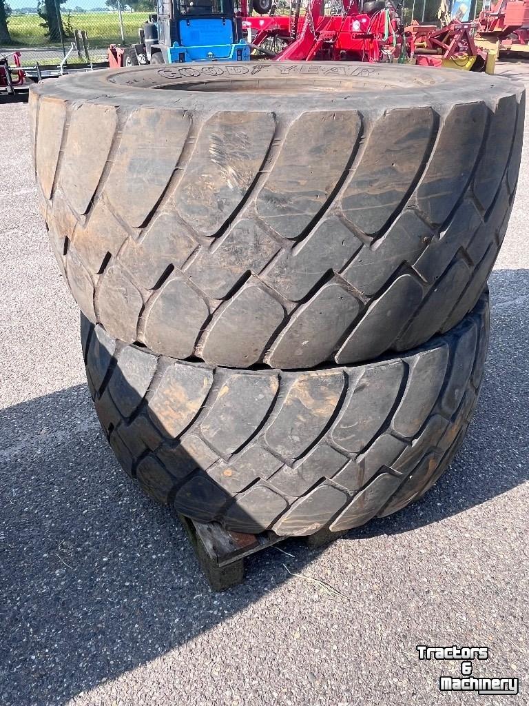 Roues, Pneus, Jantes, Barillets Jumelage Good Year Unisteel