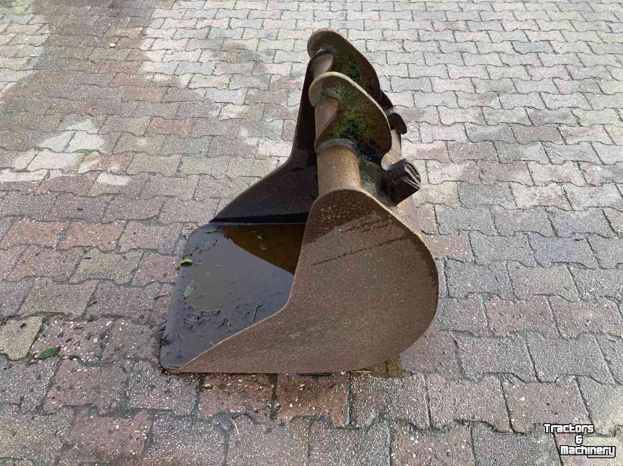 Godets  Grondbak, dieplepelbak 60 cm  CW05