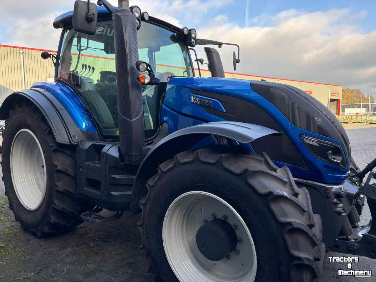 Tracteur Valtra T194 Hitech