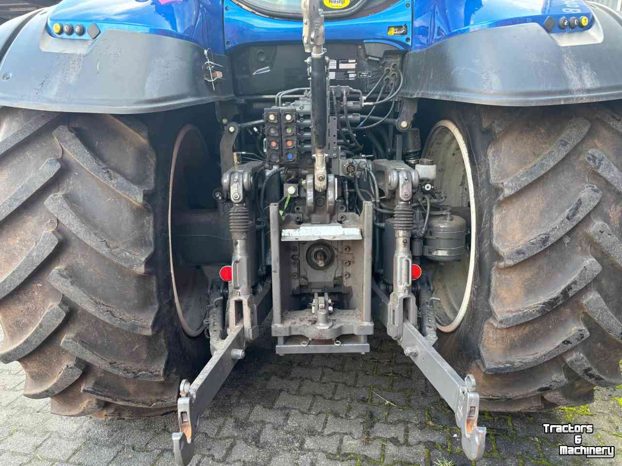 Tracteur Valtra T194 Hitech