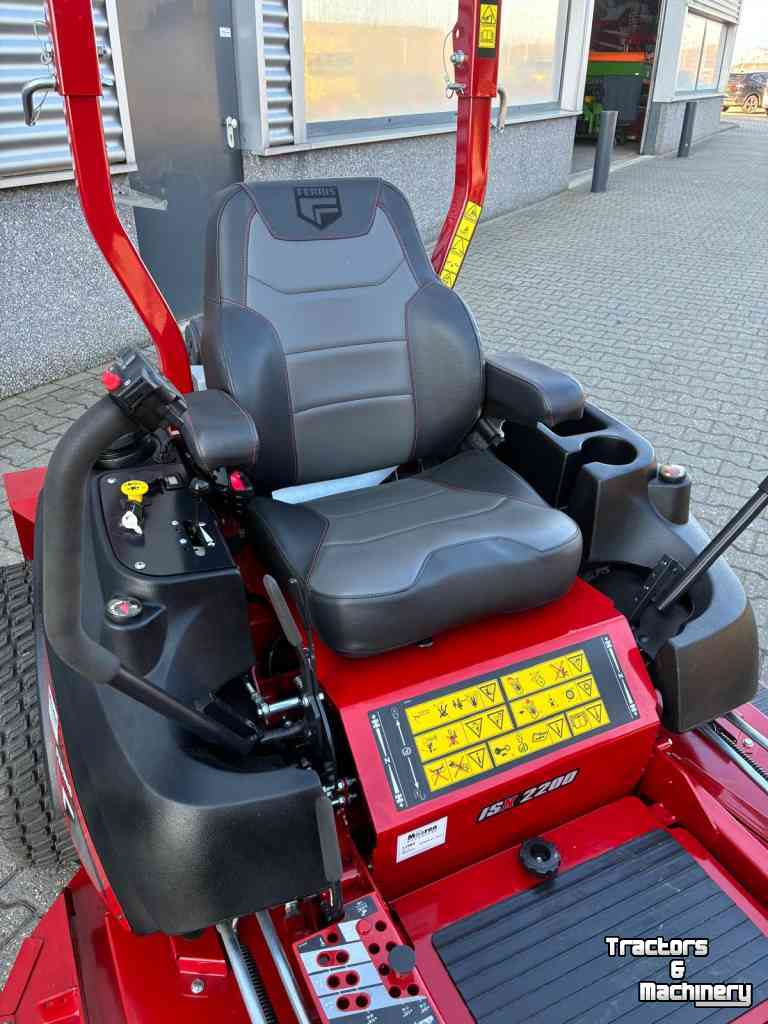 Tracteur Tondeuse Autoporté Ferris ISX2200 / 61" Zero Turn zitmaaier met wegverlichting