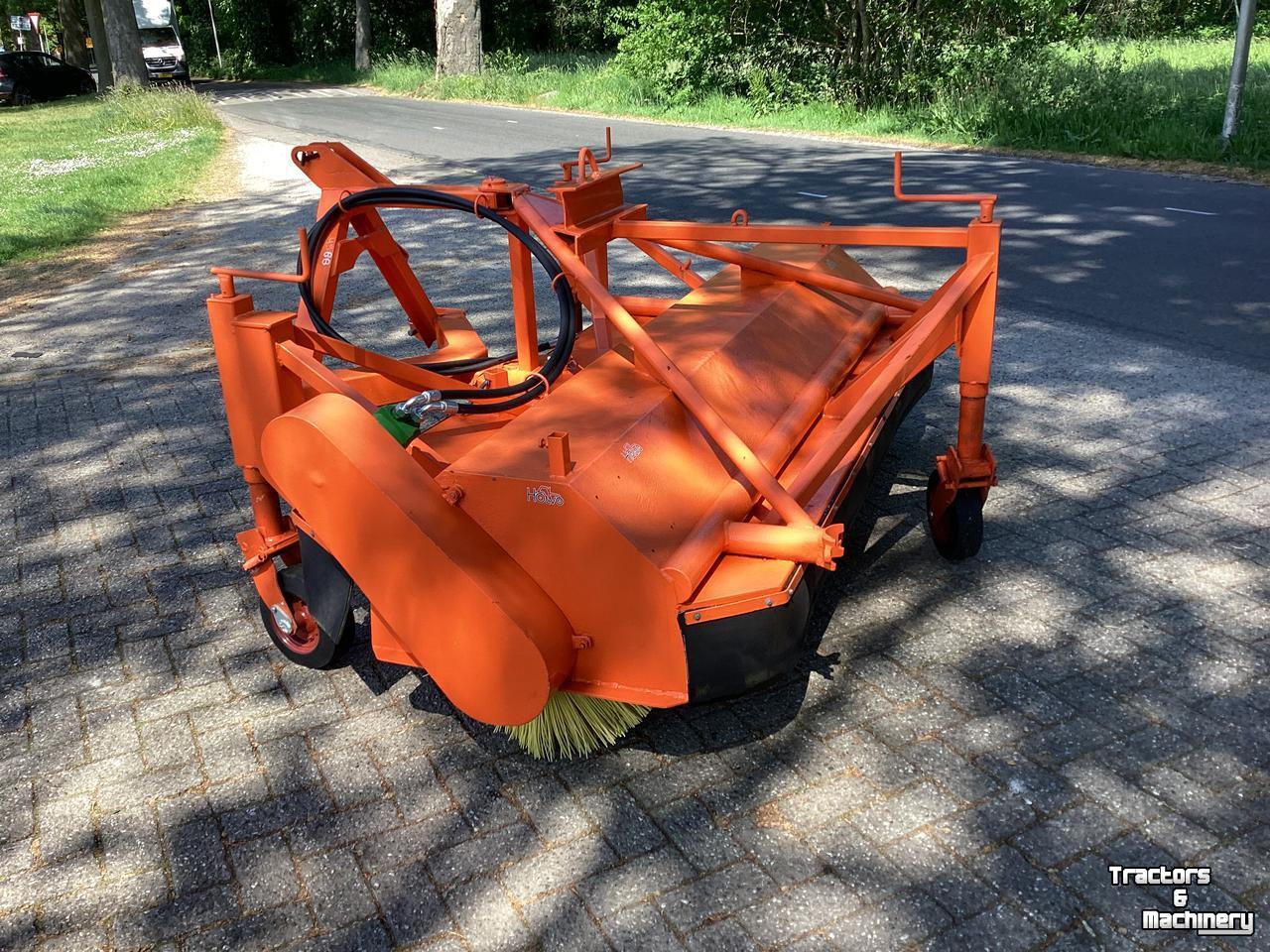 Balayeur Holaras H220VFR