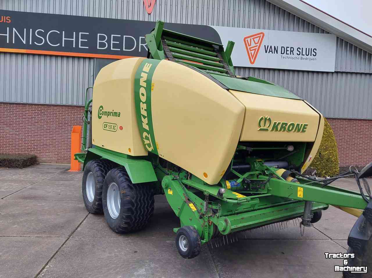 Presses Krone Comprima CF 155 XC balenpers