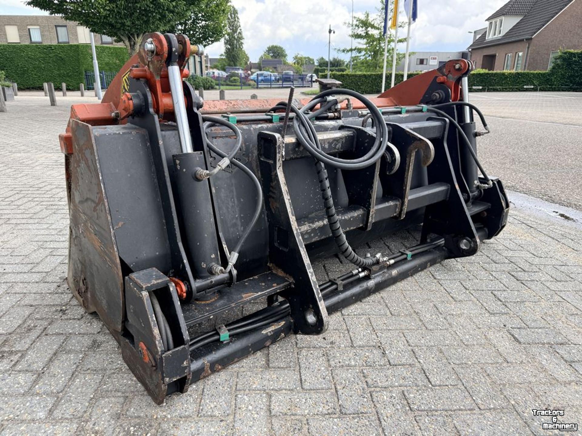 Chargeuse sur pneus Hekamp Hoogkiepbak 220