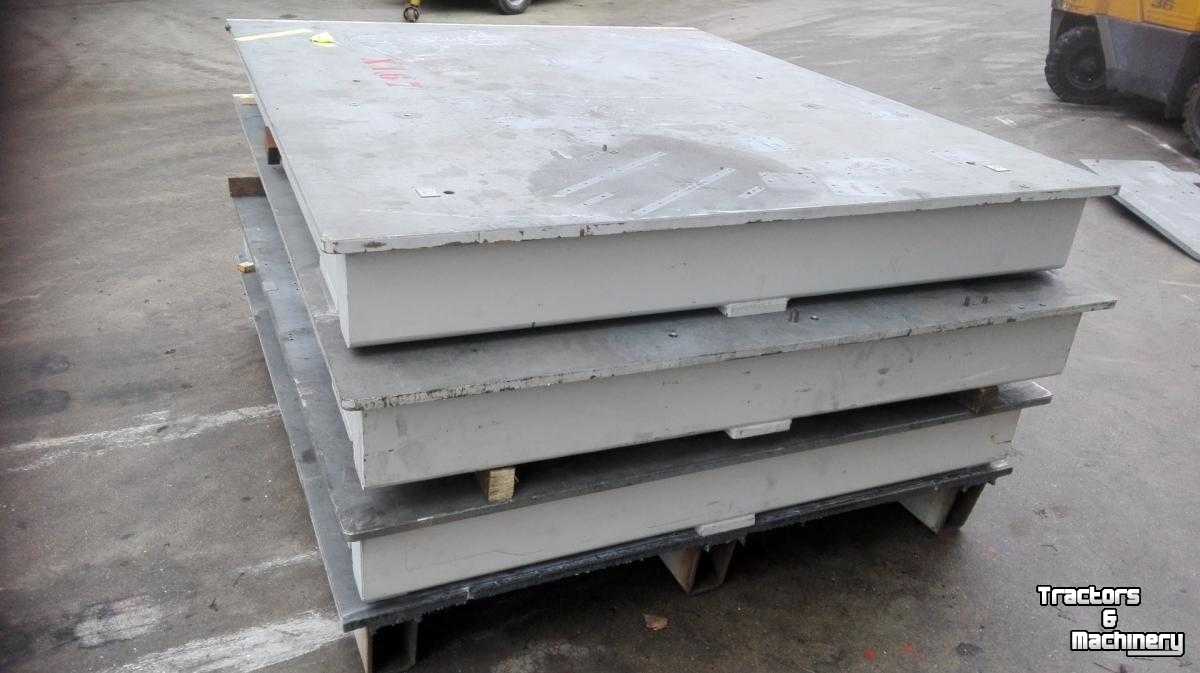 Etabli  Stalen gevlakte platen geschikt voor werktafel