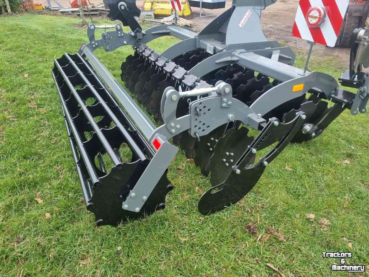 Déchaumeur à disques Agro-Factory schijveneg THOR AT-L