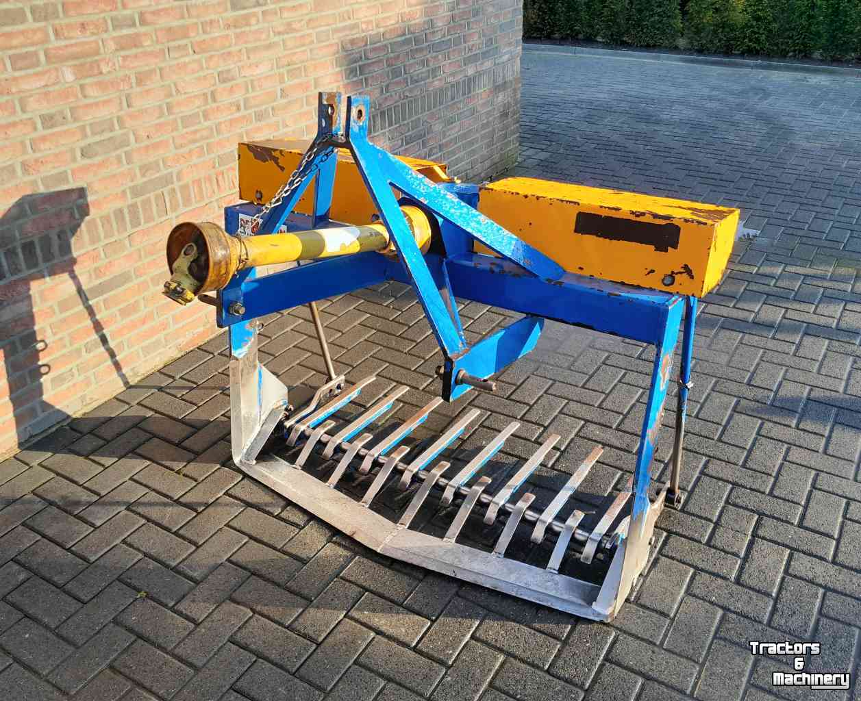 Autres matériel et accessoires d´arboriculture  Boomteelt Machines