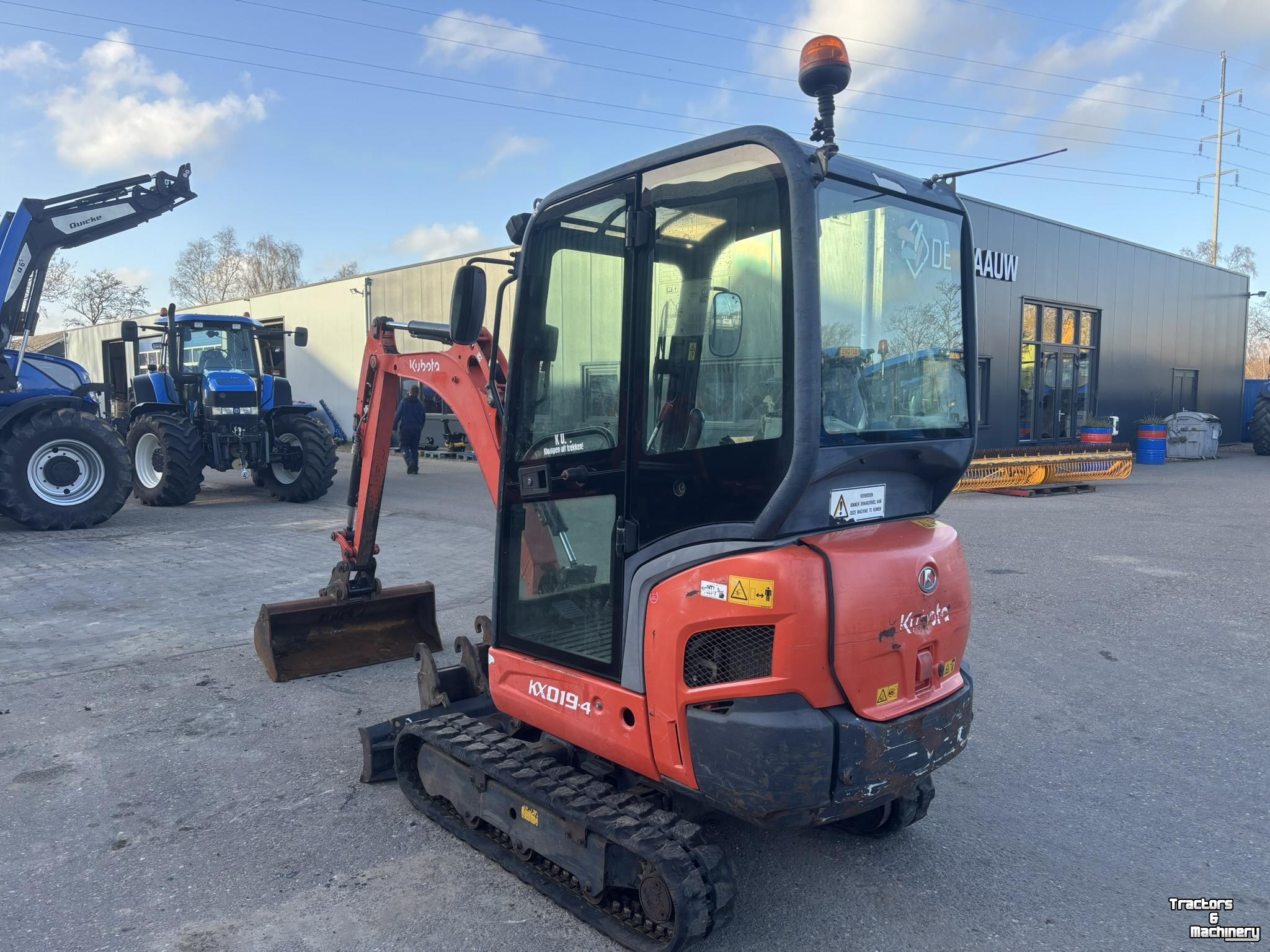 Pelles sur pneus Kubota KUBOTA KX019-4 GL