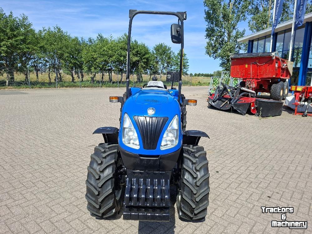 Tracteur New Holland TRACTOR T4020V ROPS 4WD