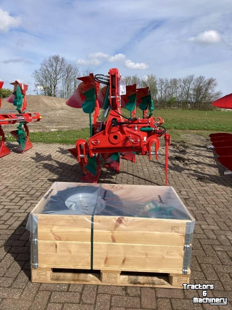 Charrues Kverneland LB 100-300 4 schaar