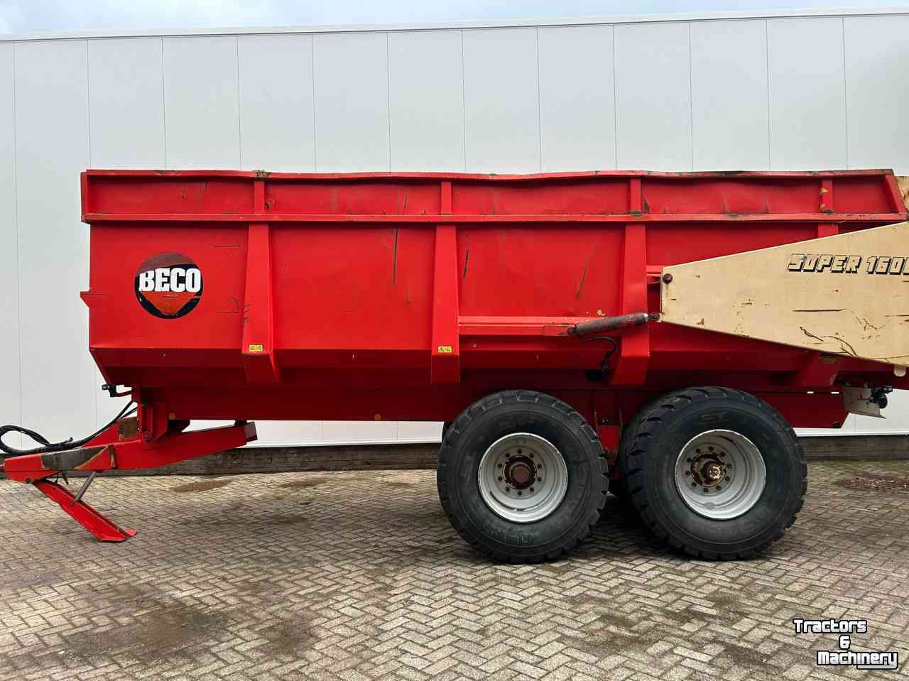 Benne agricole Beco Super 1600
