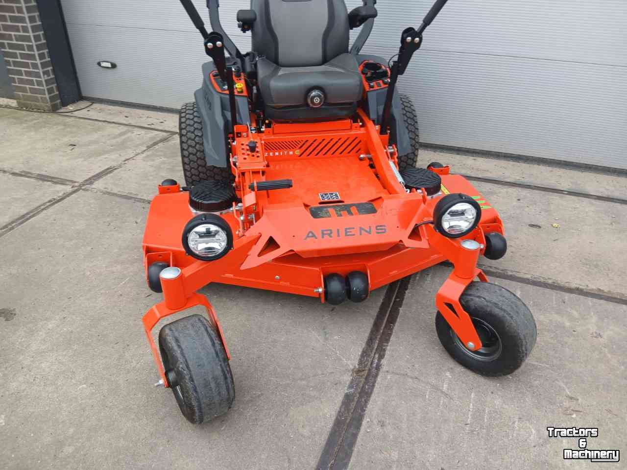 Tracteur Tondeuse Autoporté Ariens Zenith  RD60 E  zeroturn maaier