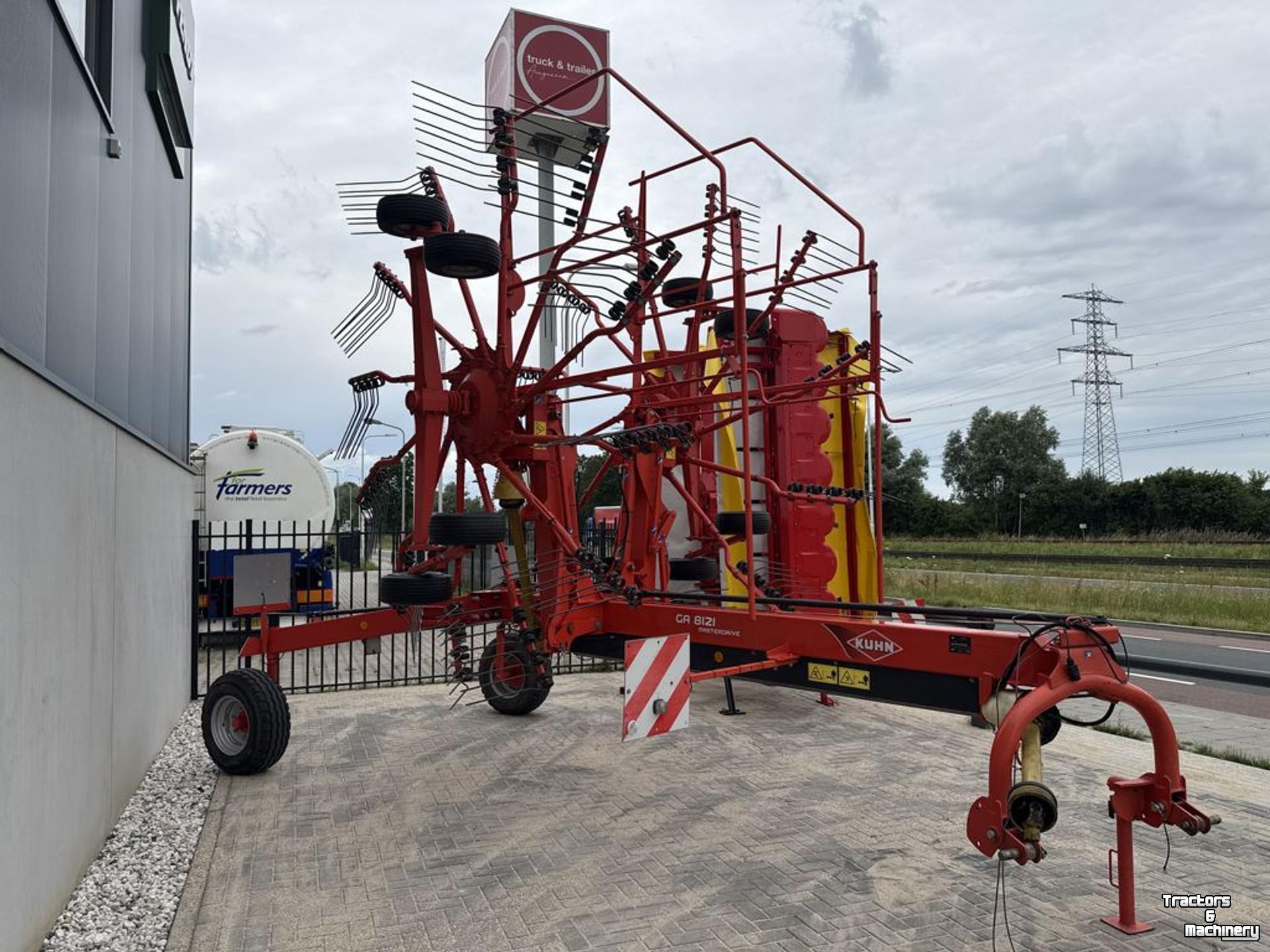 Andaineur Kuhn GA8121