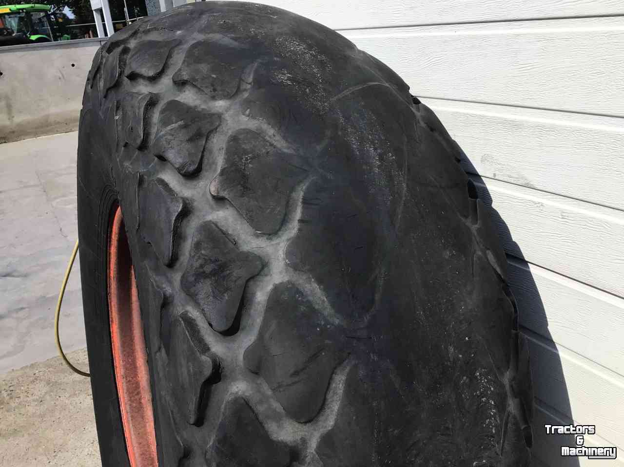 Roues, Pneus, Jantes, Barillets Jumelage Trelleborg 23.1-26 Tractor 409