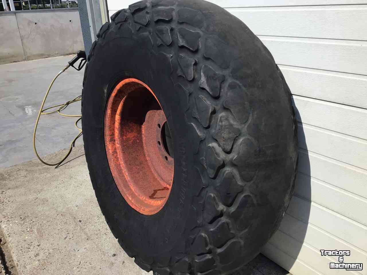 Roues, Pneus, Jantes, Barillets Jumelage Trelleborg 23.1-26 Tractor 409