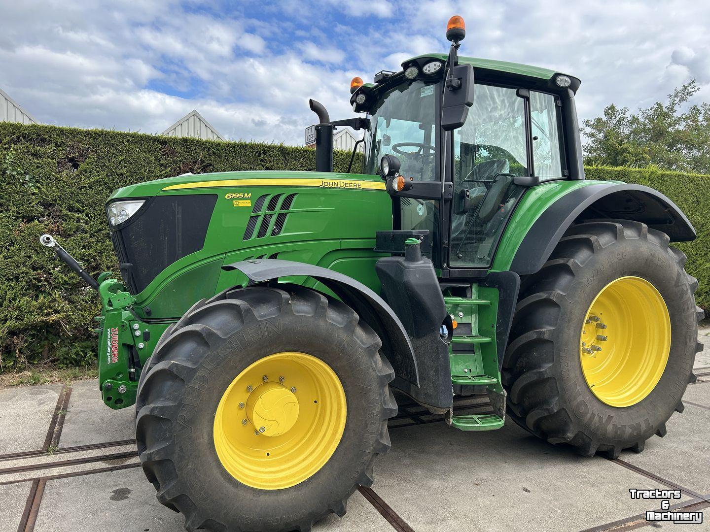 Tracteur John Deere 6195M