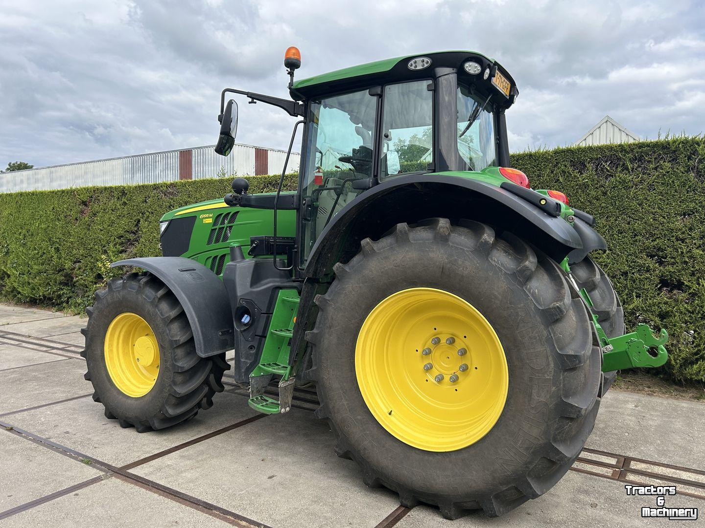 Tracteur John Deere 6195M