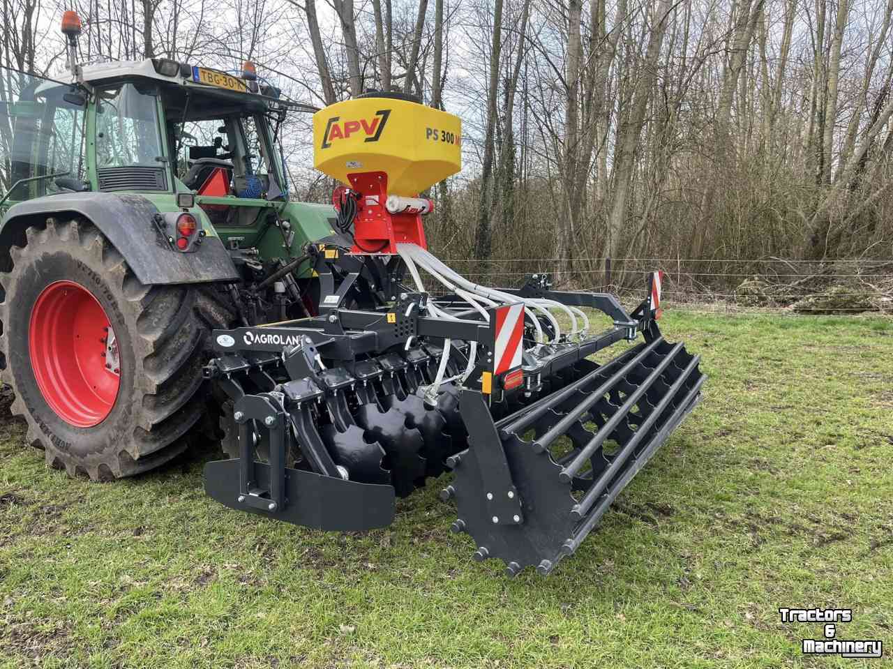 Cultivateur  Agroland Titanium 300 + APV PS 300