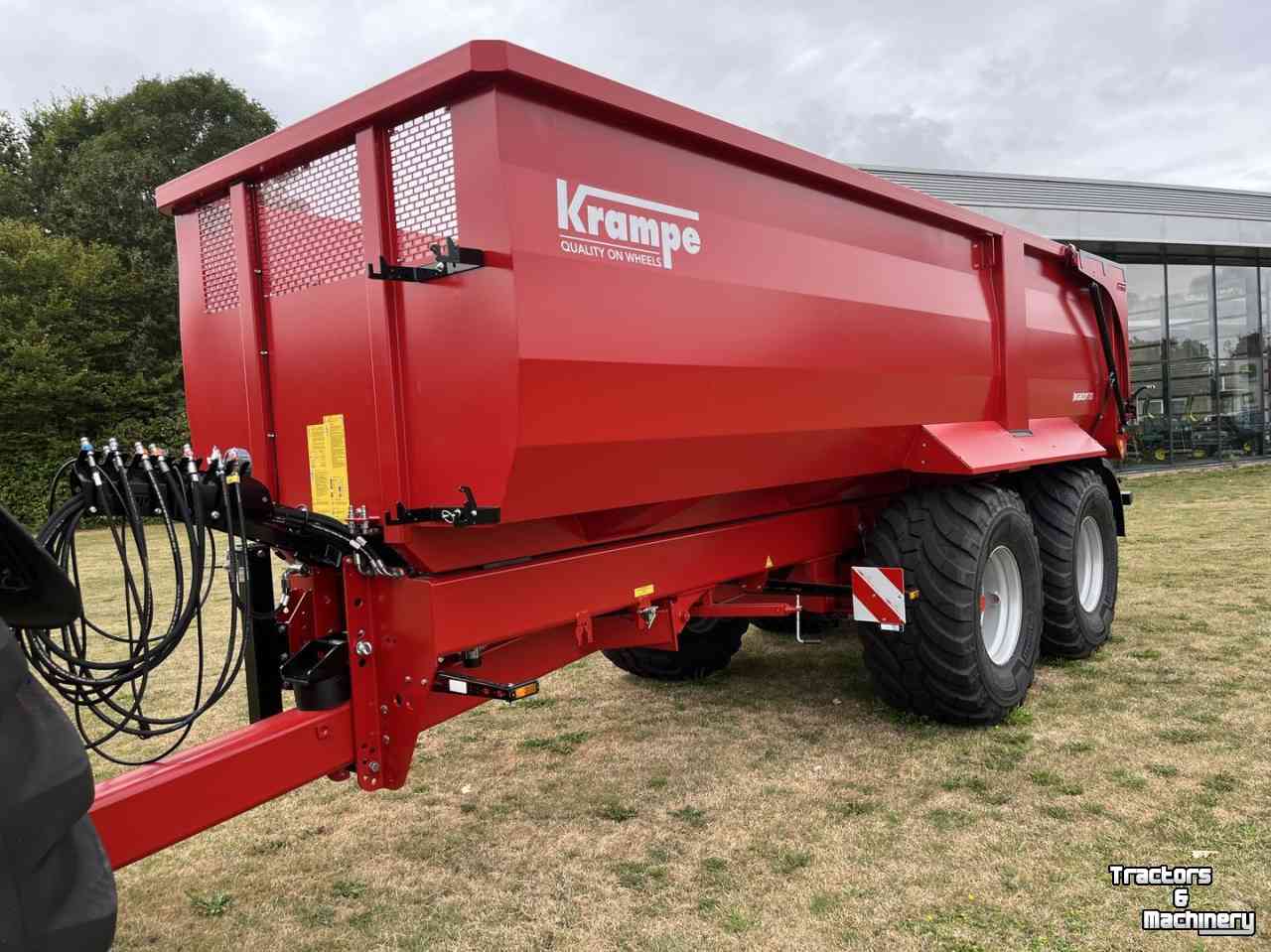 Benne agricole Krampe BIG BODY 700