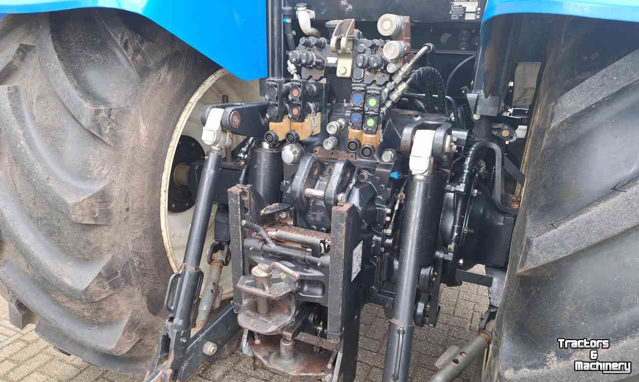 Tracteurs New Holland T 7060 Power Command Tractor