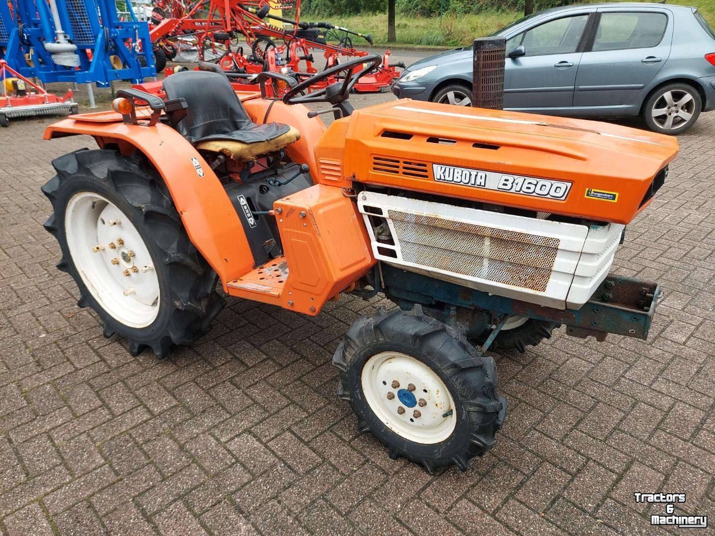 Tracteur pour vignes et vergers Kubota  B1600DT 4WD
