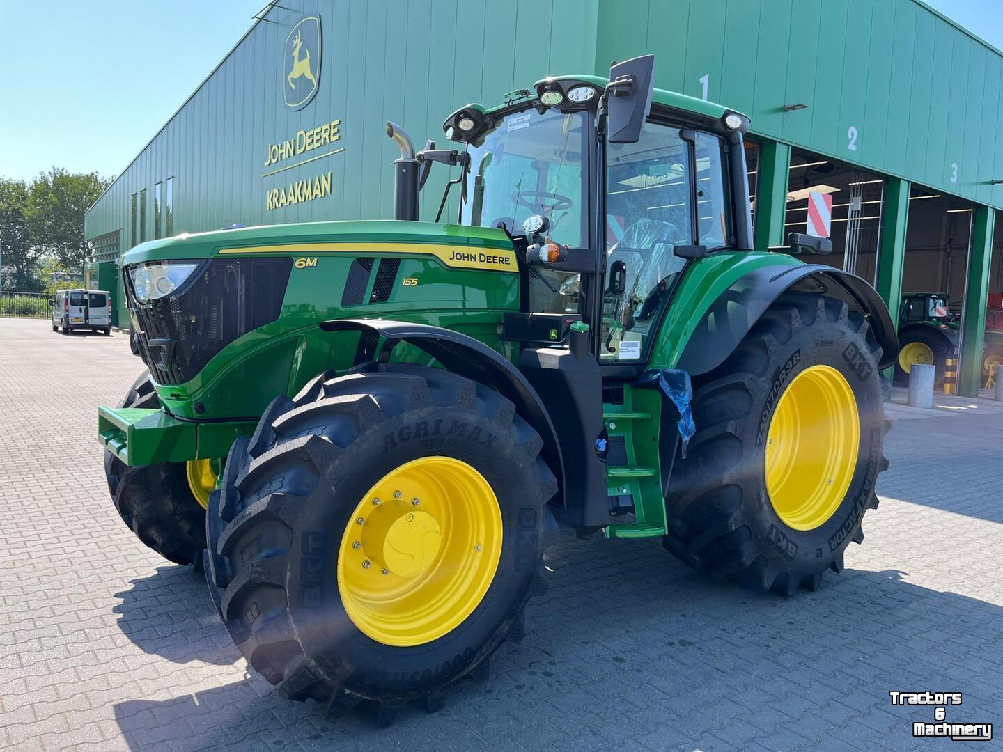 Tracteur John Deere 6M 155