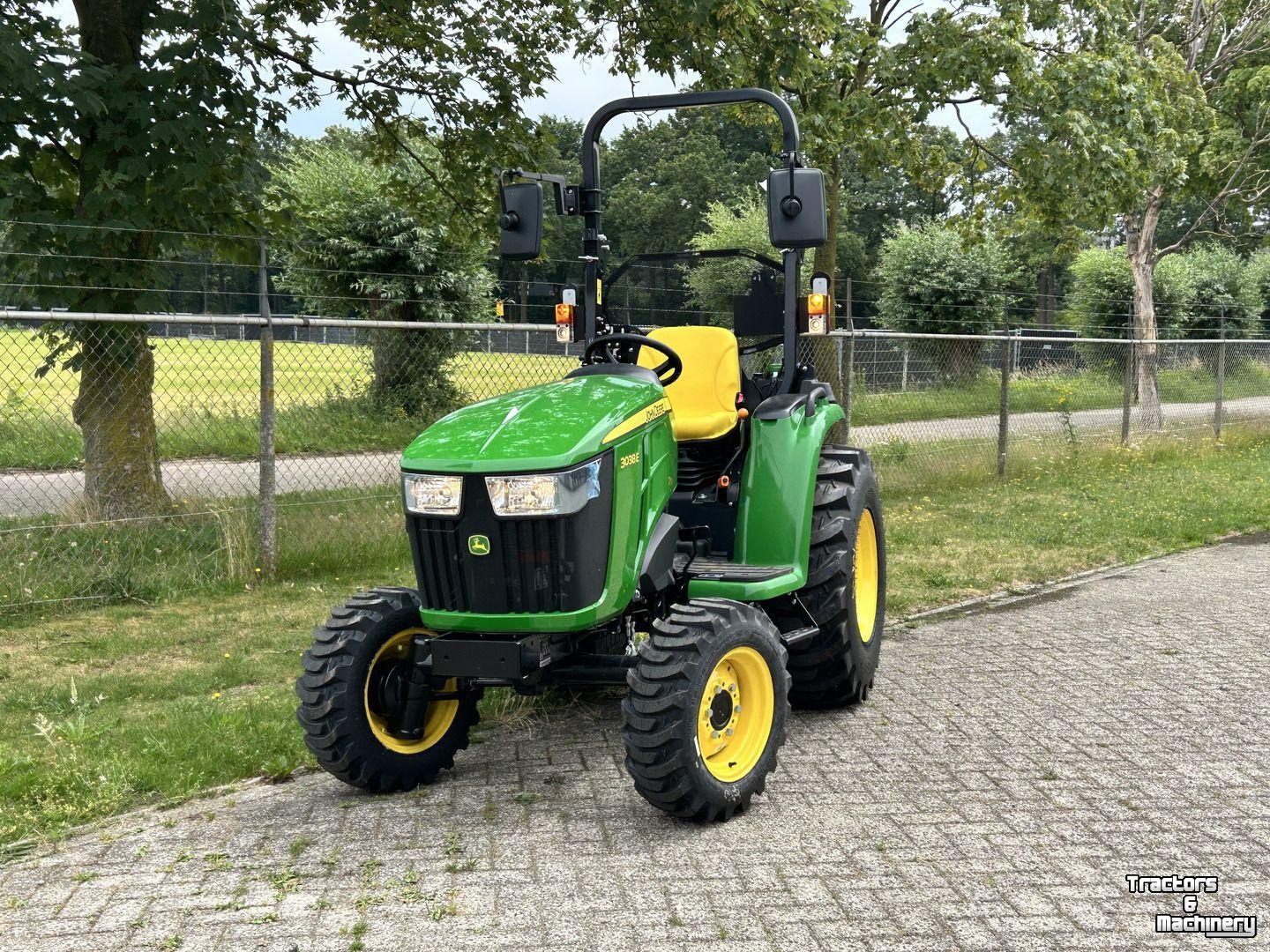 Tracteur pour vignes et vergers John Deere 3038E