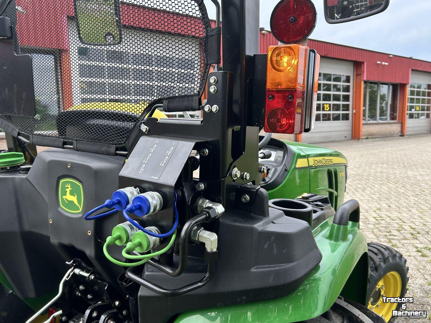 Tracteur pour vignes et vergers John Deere 3038E